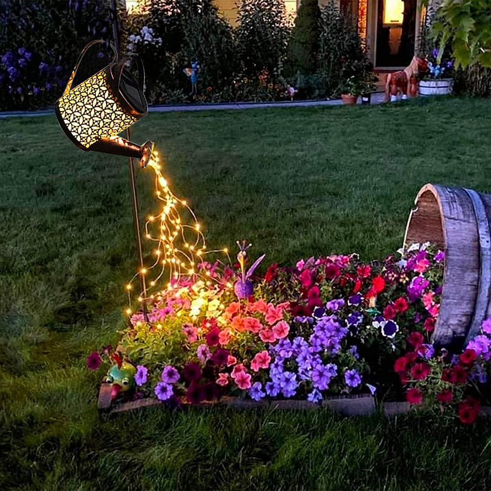 Solar-Gießkannenlichter, wasserdichte Außenduschlichter, LED-Feenlampe, hängende Retro-Metalllaterne für die Gartendekoration