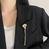 Stylish Leaf Designs Brooch for Coats Scarves Bags Vintage Inspired Jewelry Accessory Gold Silver Variants