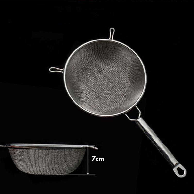 

Бытовой дуршлаг из нержавеющей стали 304, двойной крючок с твердой ручкой, сетчатый сетчатый фильтр для кухни 20cm in diameter