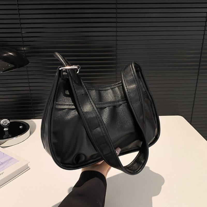 New trendy wide shoulder strap messenger bag crescent bucket saddle bag niche design versatile women's bag