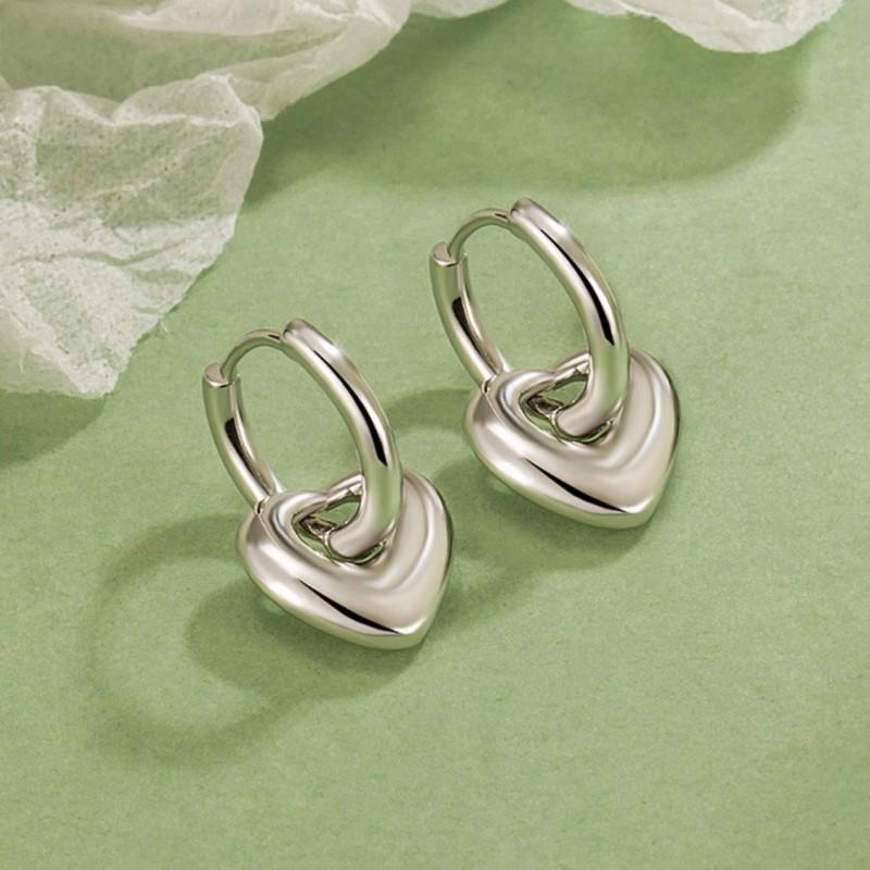New Fashion Heart Pendant Hoop Earrings for Women Golden Removable Love Design Ear Buckle Jewelry Gifts