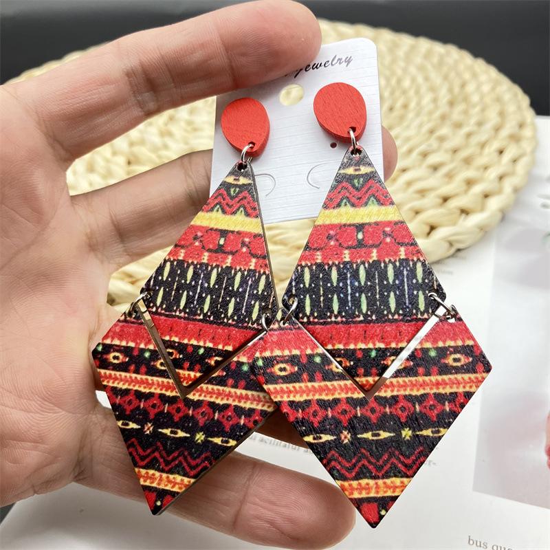 Vintage Painted Big Wooden Earrings Ethnic Exaggerated Pattern Geometric Statement Drop Earrings Vacation Party Jewelry