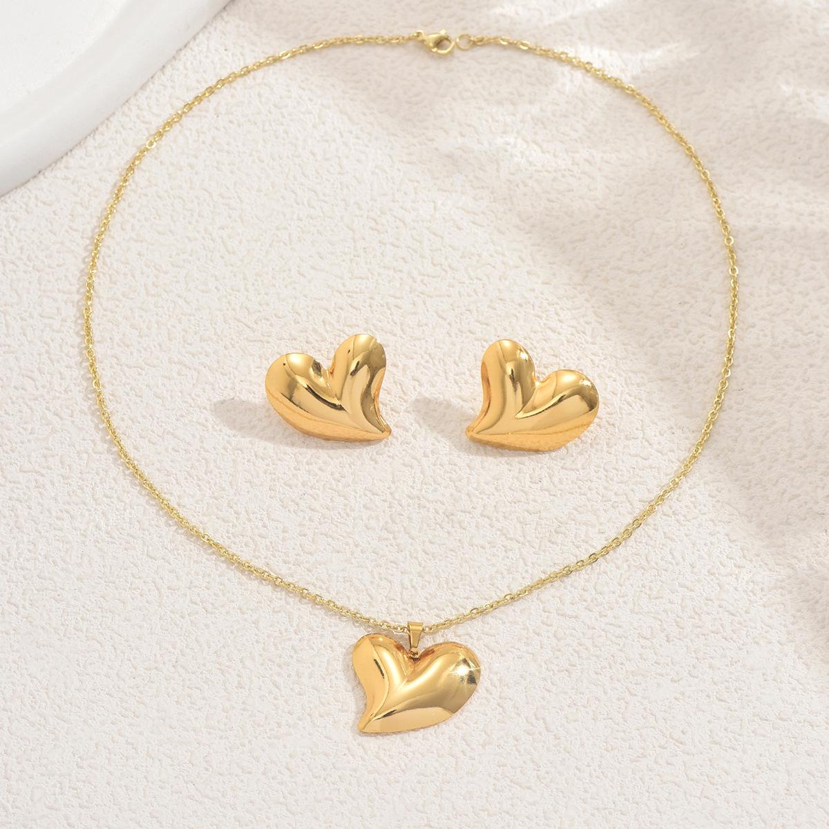 

Wind Ladies Necklace Earrings Set, Geometric Heart Design Premium Pendant Chain Versatile Earrings