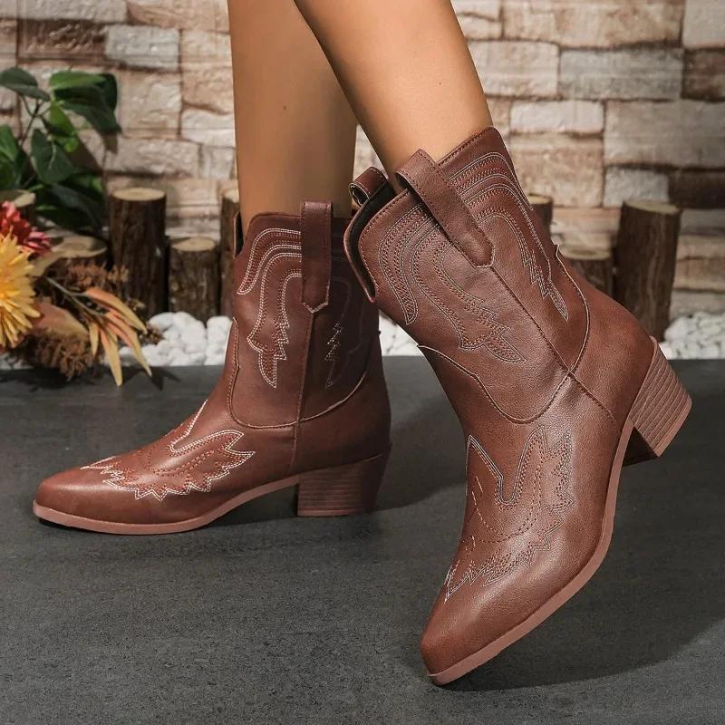 Fashion 2024 Fashion Women's Shoes Mid-Calf Women's Boots Hot Sale Embroidery Modern Boots Women New Slip-on Plus Size Shoes for Women