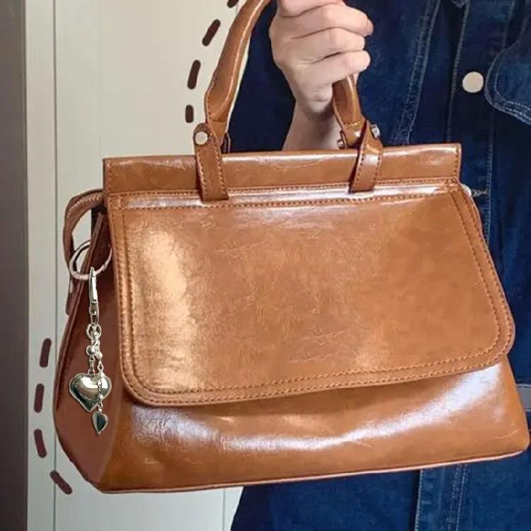 Trendy Silver Heart Bag Accessory Stylish Alloy Heart Bag Pendant Personalized Heart Keychain Accessory for Purse