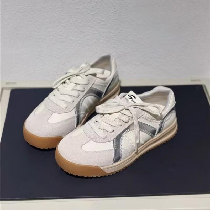 

Retro German training shoes women s soft leather 2025 new early spring versatile flat-bottomed sports and leisure shoes comfortable Forrest Gump shoes 40