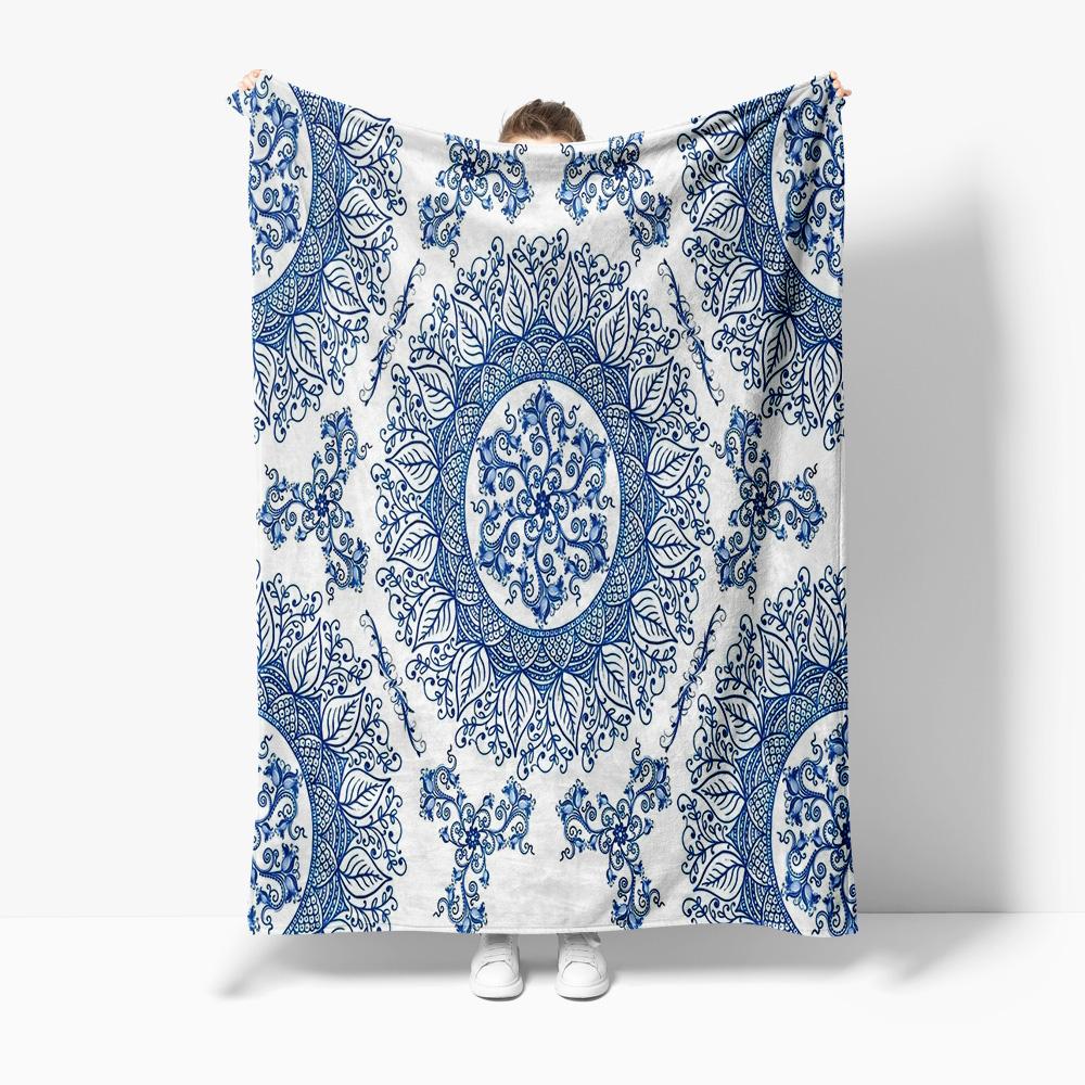 Blue Floral Pattern Fleece Blanket Soft Cozy Throw Blanket Bed Sofa Decorative Throw Blanket for Women Gifts 75x90cm