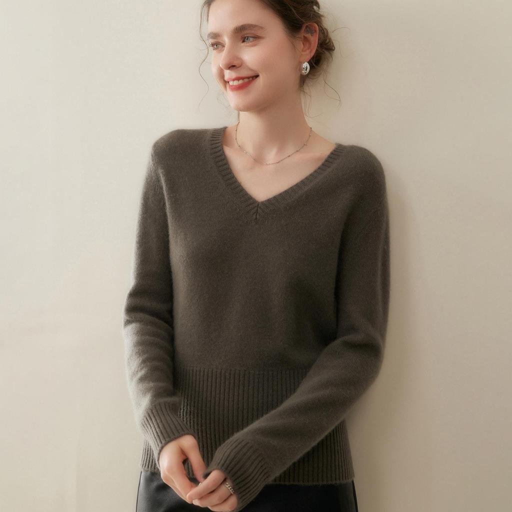 7-Gauge V-Neck Ribbed Women's Cashmere Sweater for Autumn/Winter 2025 – Fashionable and Versatile Knitwear