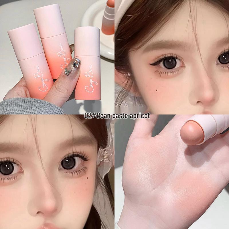 

Стикер-румяна Mist Color - Молодежное сияние в корейском стиле, улучшает цвет лица с помощью матовых румян низкой насыщенности.