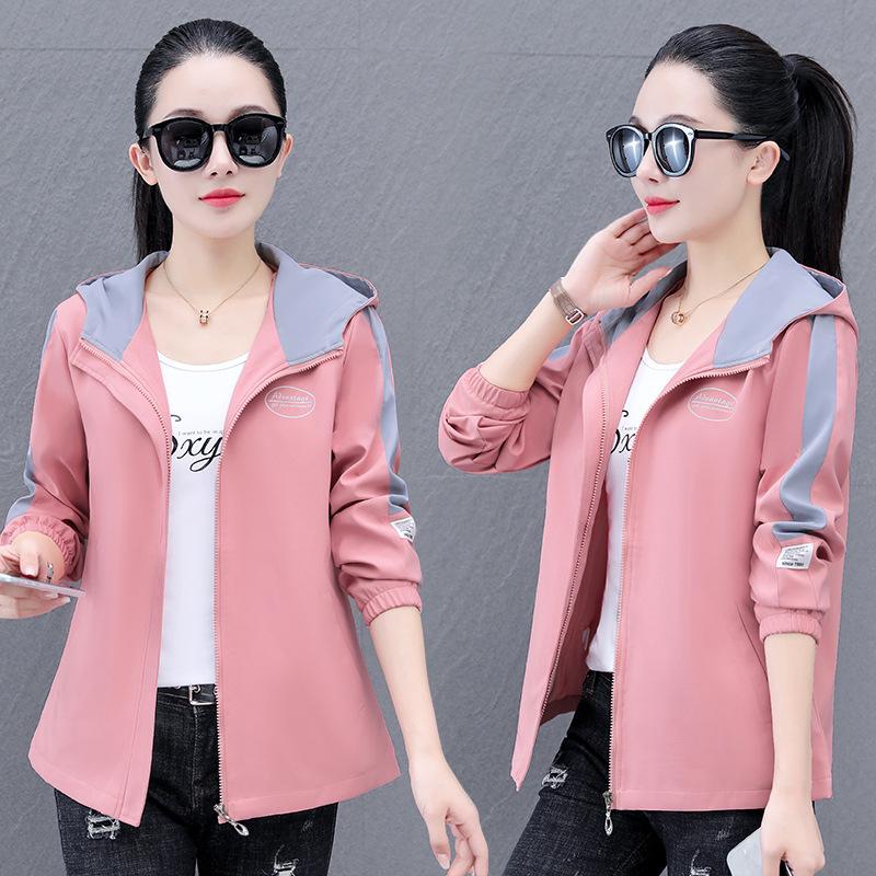 Women's Thin Hooded Jacket: 2025 Spring/Autumn Korean Style Versatile Short Casual Top for Middle-Aged Moms