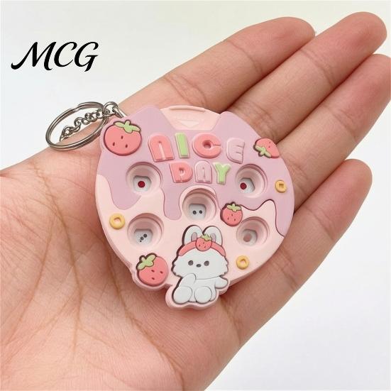 Colorful Keychain Pendant Pendant, Cartoon Macaron Patterns Key Chain with Metal Ring, Press Spin Dice Wheel Mini Games Educational Toy, Portable