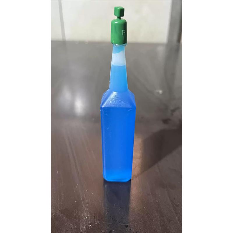 דשן הידרופוני נוזלי מעשיר את הפתרון התזונתי של צמחים הידרופוניים