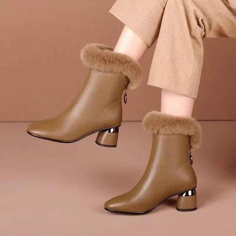 Autumn and Winter New Retro Thick Heel Martin Boots Women's Hairy Mouth Warm Fashion Boots Medium Plush Boots Women
