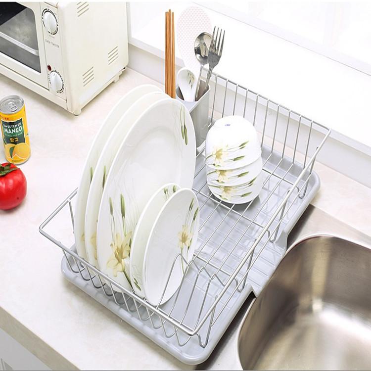 

Компактный набор стеллажей для сушки посуды из трех предметов. Эффективный кухонный органайзер для быстрой сушки и хранения. Включает держатель для столовых приборов и сушилку.