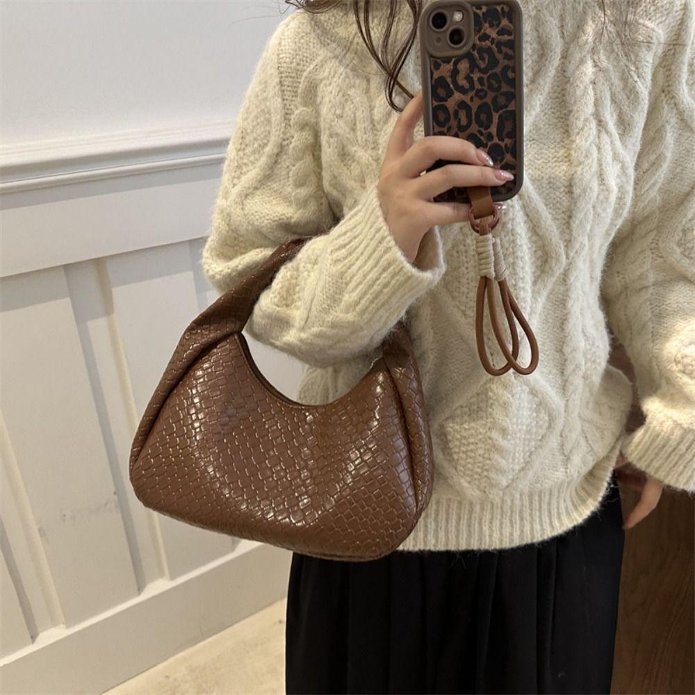 

Pu Weave Bag Red Underarm Bag Casual Crescent Bag Girls чорний