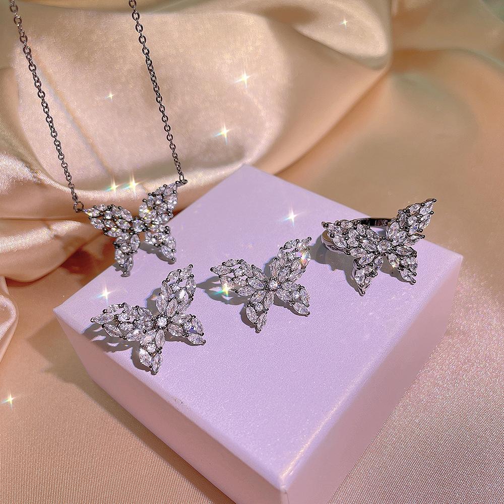 925 Silver Sweet Bow Bone Chain Necklace Female Net Red Black Gold Two-color Butterfly Simple Stud Earrings Ring Jewelry Set