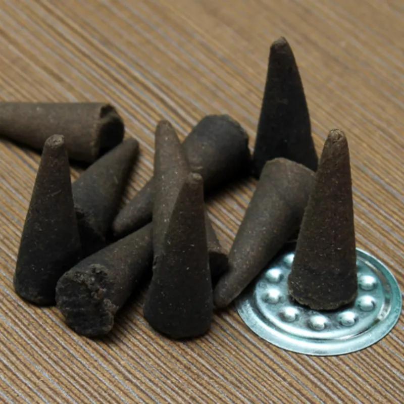 Incenso Indiano Fatto a Mano Torre di Incenso con Incenso alla Mirra e Patchouli con Base Metallica per Incenso Ornamenti Buddisti Fragranza per la Ca