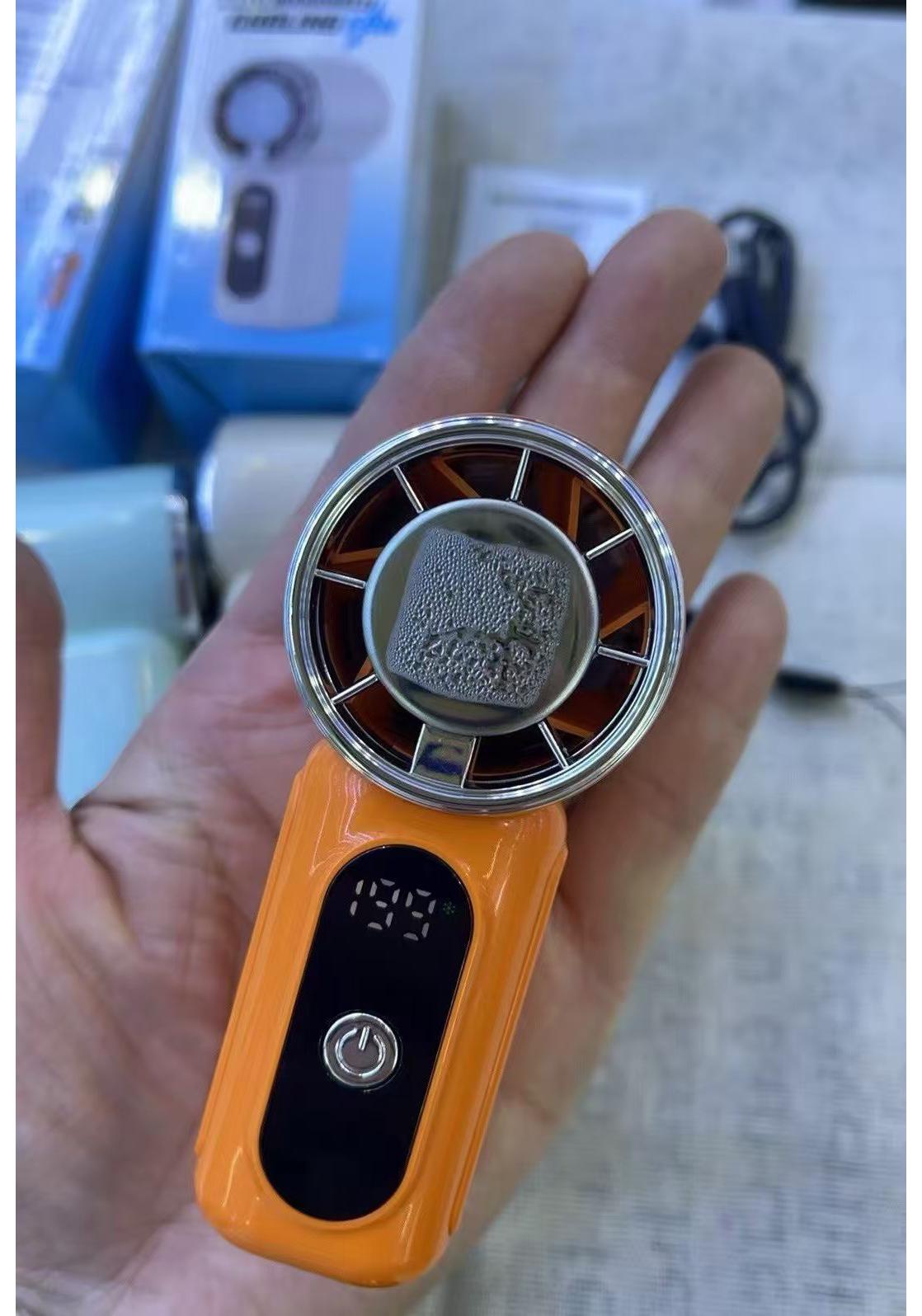

M69 Mini Portable High-Speed Digital Display Fan with Large Capacity and Cold Compress Function