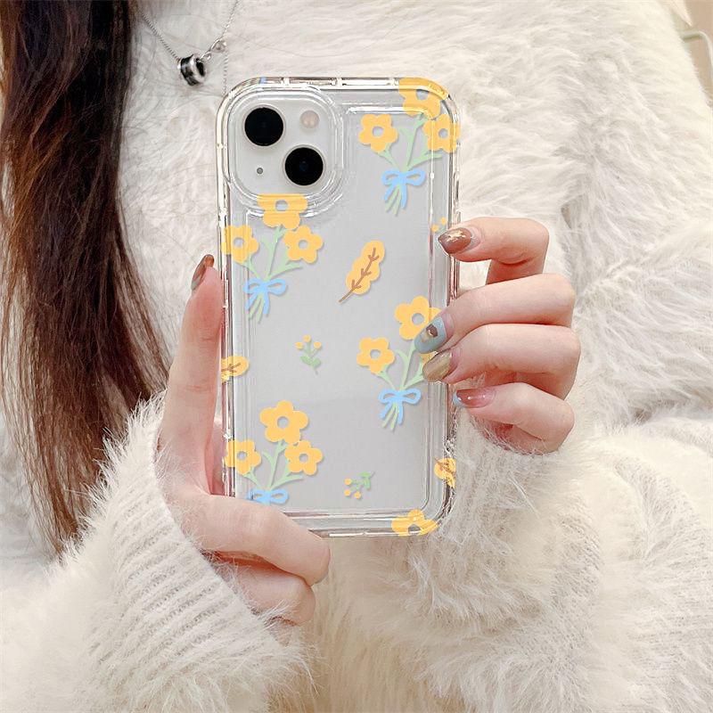 Small Yellow Flower Is Suitable for iPhone17promax Mobile Phone Case Apple 14 Large Hole 16/13 New 15 Anti-drop.