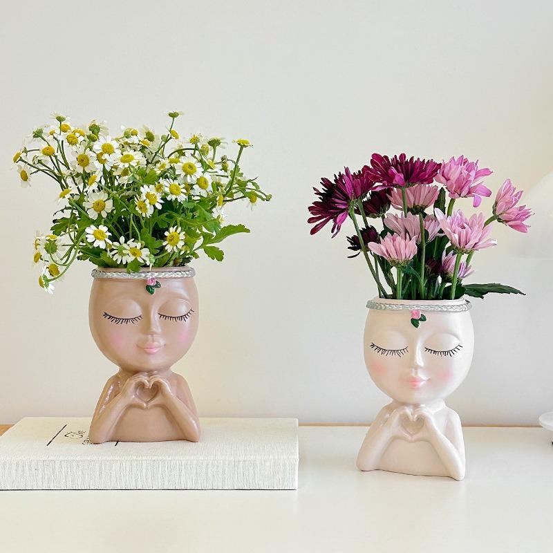 Creative Elegant Love Girl Meditation Potted Plant Embellishment Pink Rose Face Vase Indoor Outdoor Garden Decoration