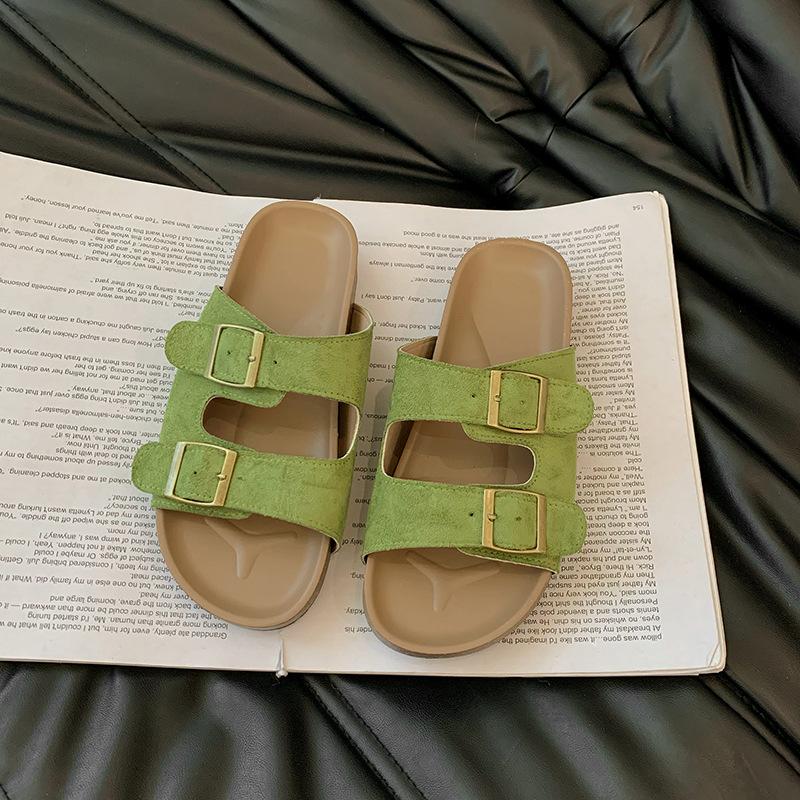 British style retro buckle slippers women's summer wear 2025 new Korean version of one-word drag beach shoes cool slippers
