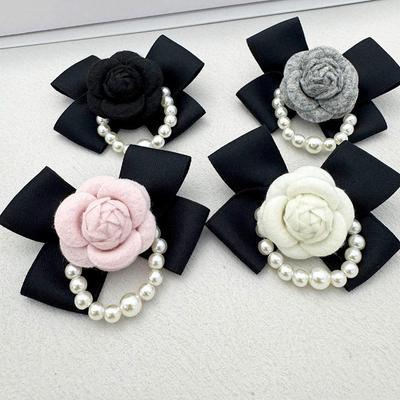 Suqi Elegante Schleife Perlen Kamelie Brosche - Modeaccessoire im koreanischen Stil