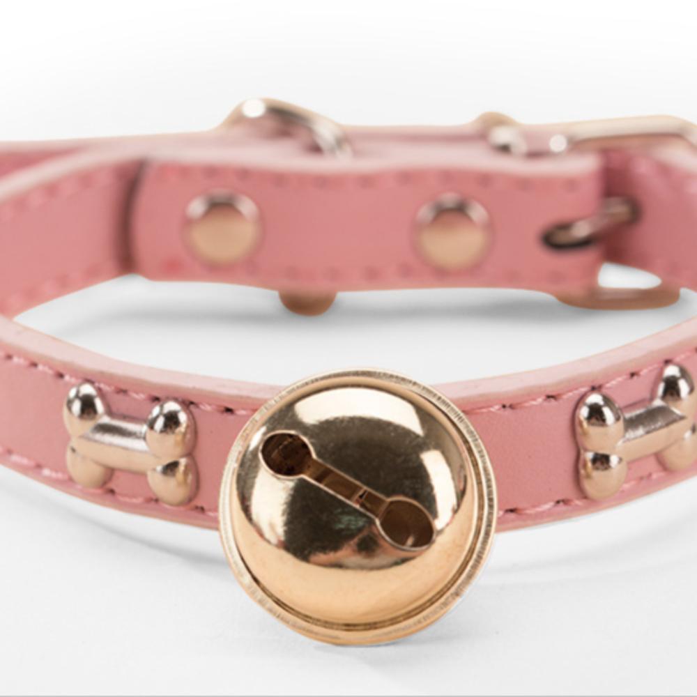 

Ошейник с колокольчиком в виде косточки для собак и кошек S розовый