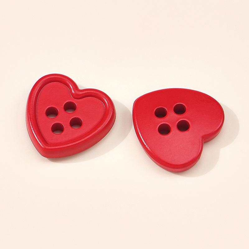 New Cute Four-Hole Heart Shaped Plastic Buttons for DIY Children's Clothing & Decoration