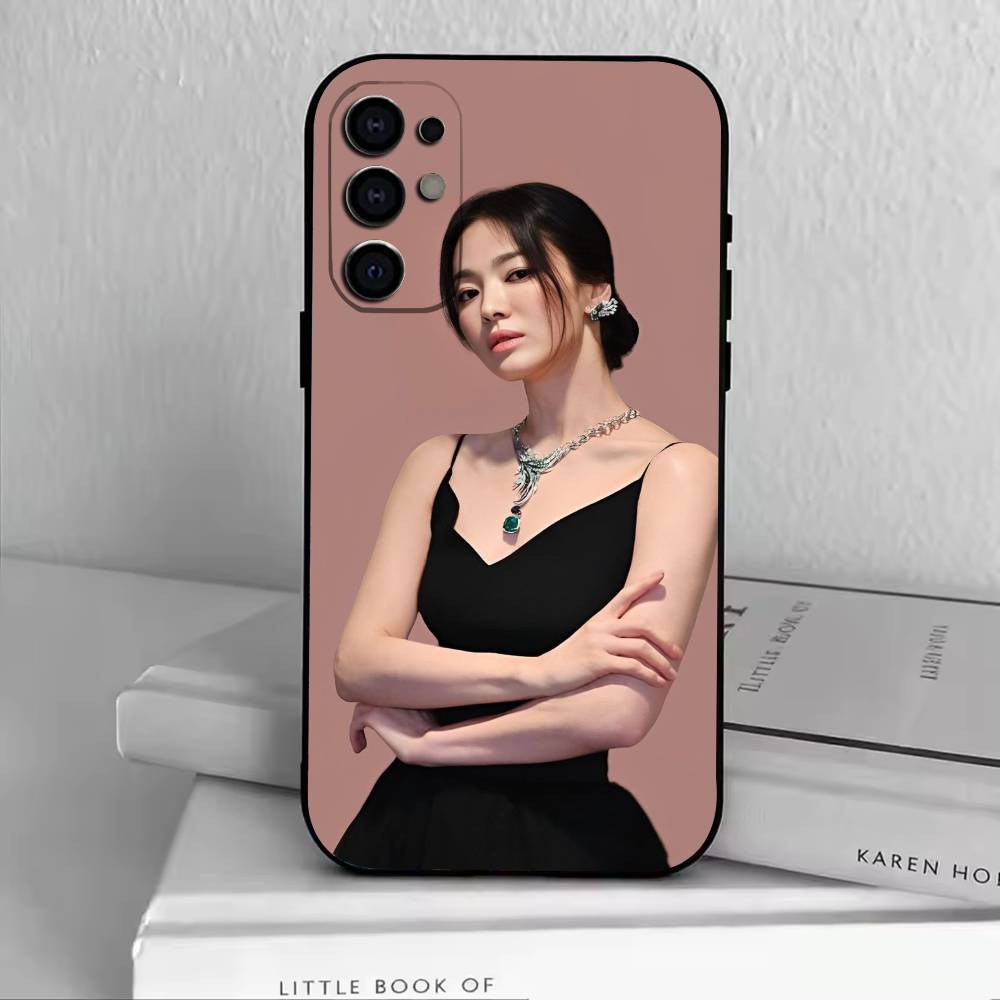 

Actress Song Hye-kyo Phone Case For Samsung S25,S24,S21,S22,S23,S30,Ultra,S20,Plus,Fe,Lite,Note,10,Black Cover Samsung S26ULTRA