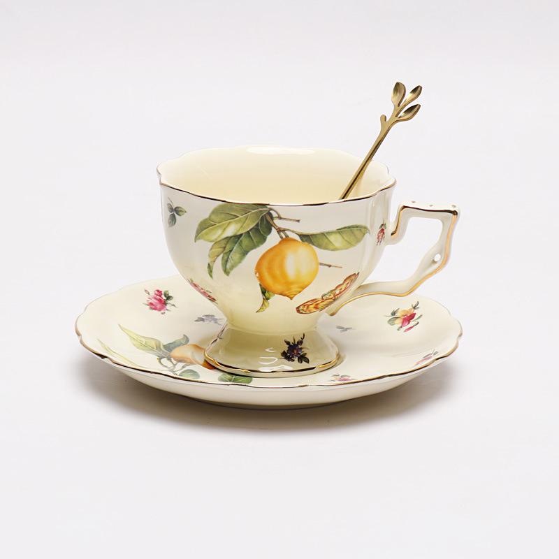 European Ceramics Coffee Cup and Saucer Elegant Lemon Pattern European Style Teapot Coffee Mug with Dessert Spoon Gift for Mom