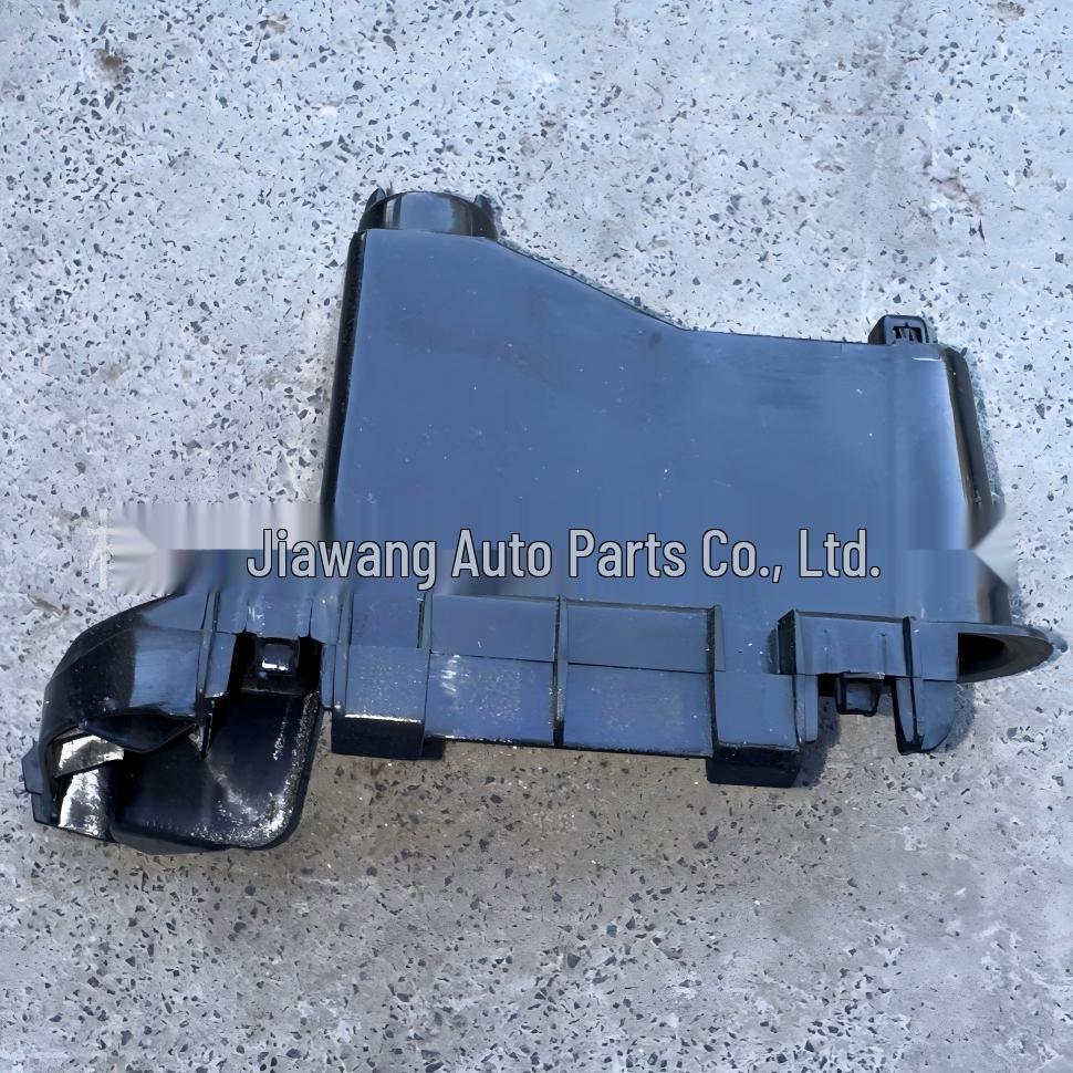 Основание для крепления заднего фонаря Toyota BZ3 2023 (Правильно: 58385-03040R, Левый: 58386-03040L) Rear Bumper Cover Bracket