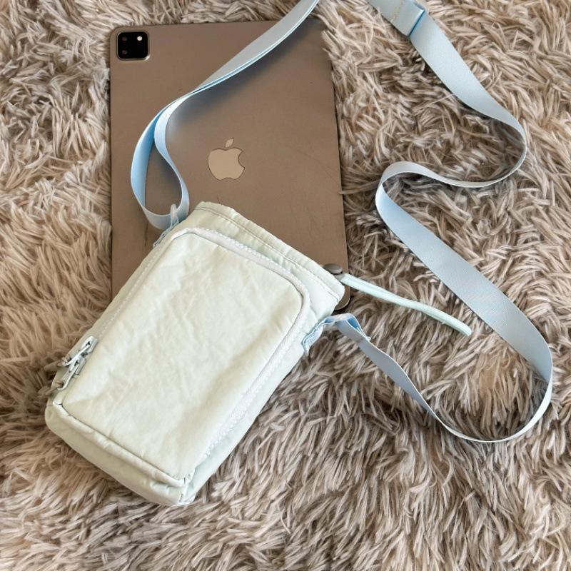 Spring outing new outdoor lightweight thermos cup messenger bag waterproof mobile phone bag 2l kettle bag women's shoulder bag baby walking bag