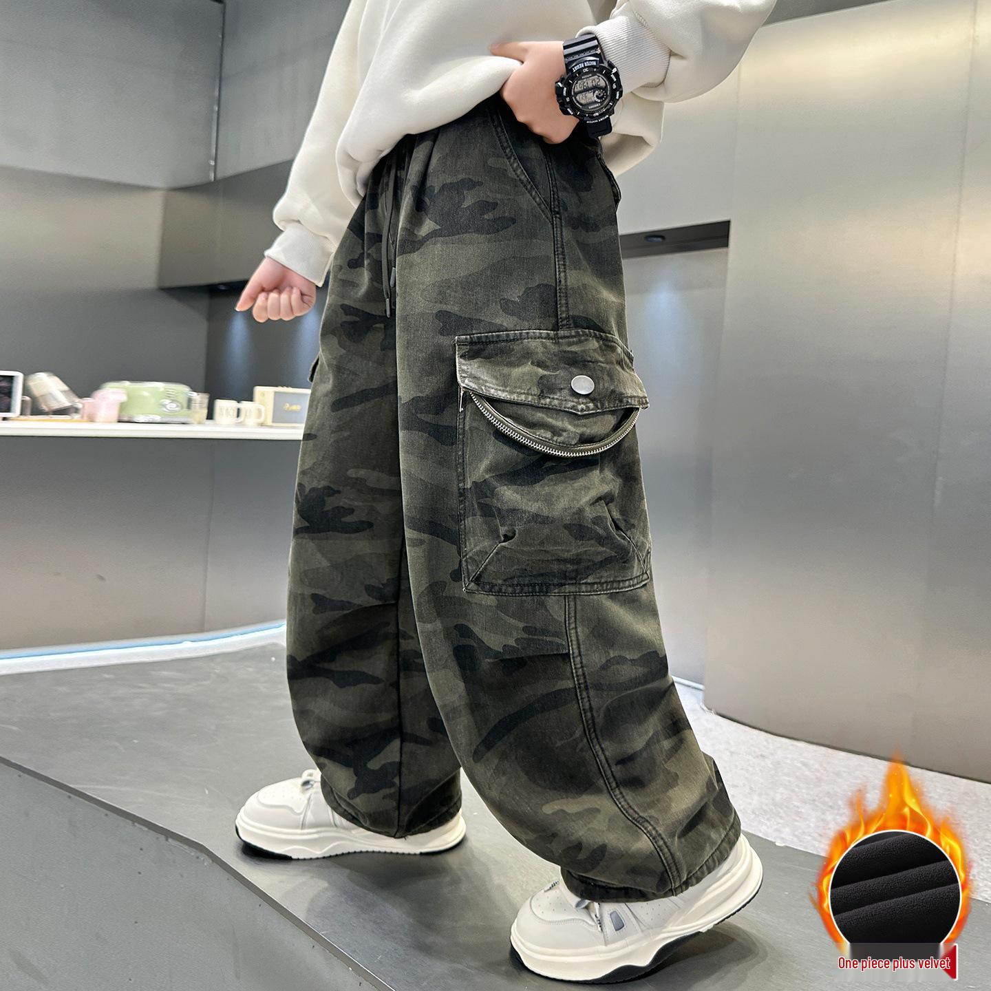 Мальчиковые камуфляжные теплые прямые брюки - Осень/Зима 2025, с подкладкой из меха для детей среднего/большого возраста 150 cm