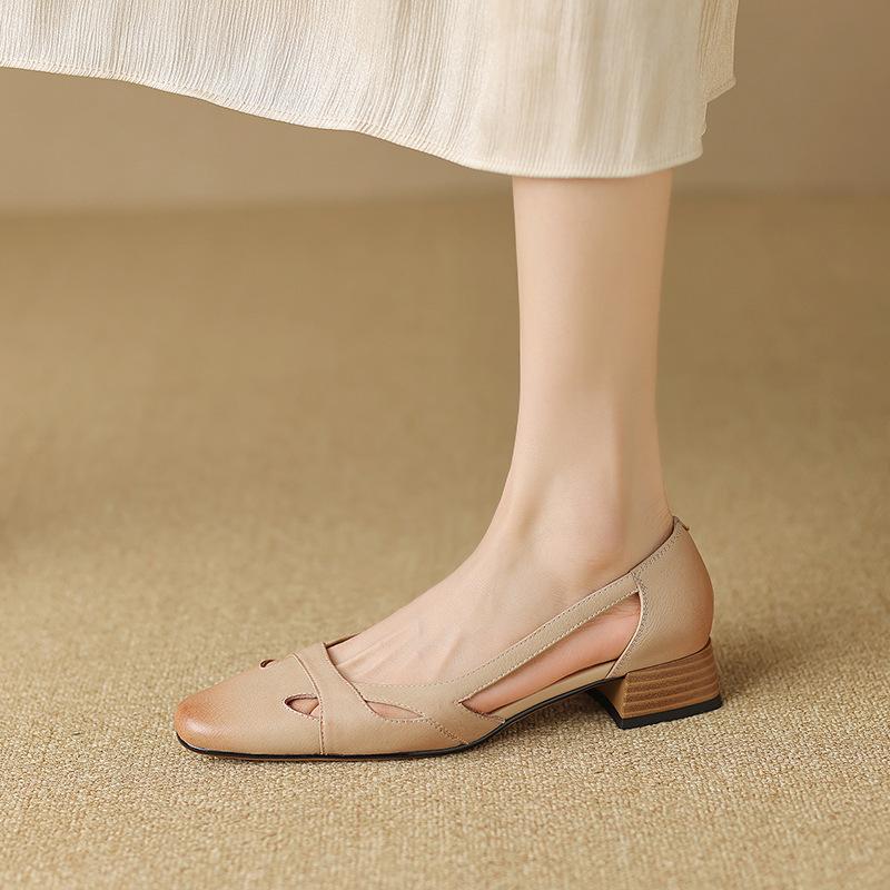 Baotou sandals women's head layer wind hollow breathable thick heel low heel women's shoes new