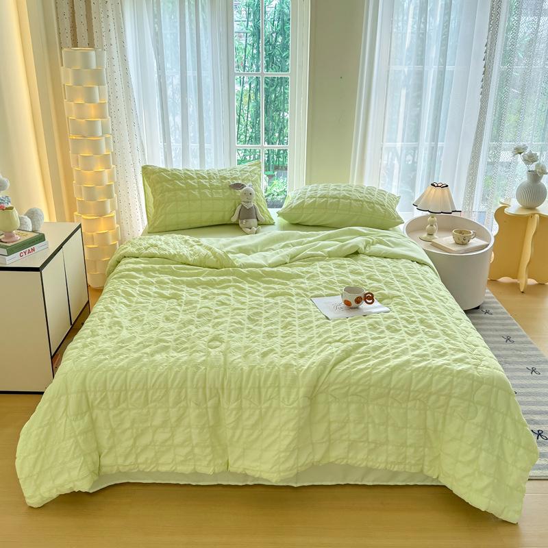 Premium Stylish Gauze Summer Quilt Set - Washable 4-Piece Air Conditioning Thin Quilt for Dorms