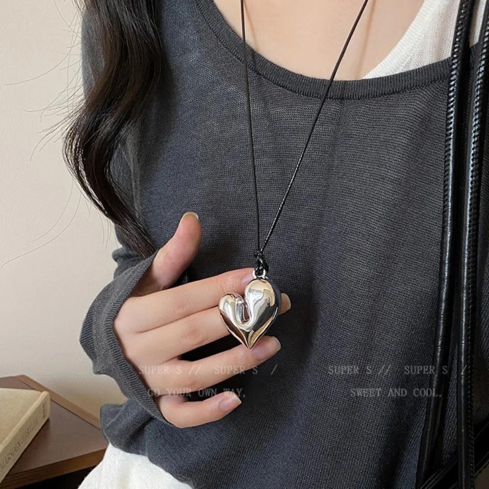 Personality Retro Design Irregularity Heart Pendant Necklace for Women Cute Cool Adjustable Leather Rope Korea Jewelry Y2K Gift