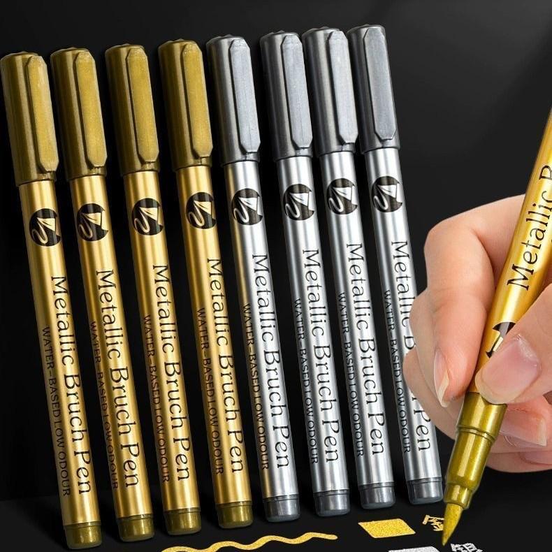 

Металлический золотой и серебряный маркер-хайлайтер с мягким наконечником - Стойкий к выцветанию для подписей и приглашений Silver Metallic Pen [1 piece]