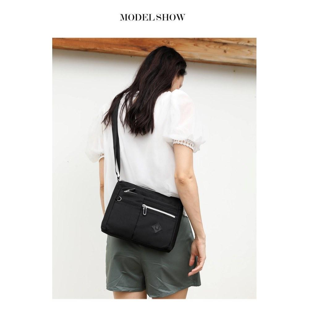 Women Multi Pocket Large Capacity Nylon Crossbody Bag with Adjustable Strap for Daily Commute
