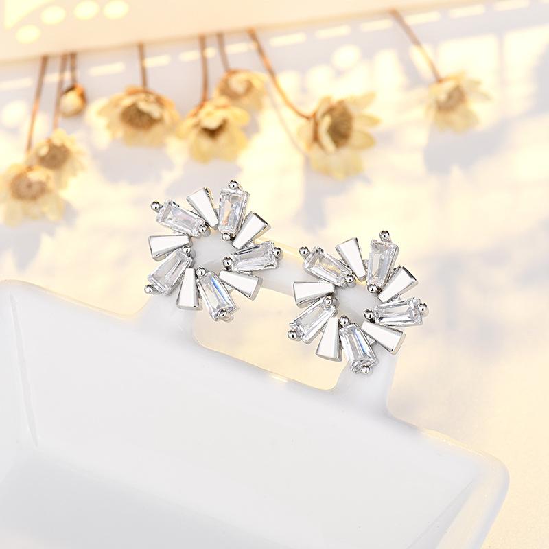 925 Sterling Silver Cross Stud Earrings For Women High Quality Exquisite Student Girlfriend Jewelry Accessories Heart GiftGood product