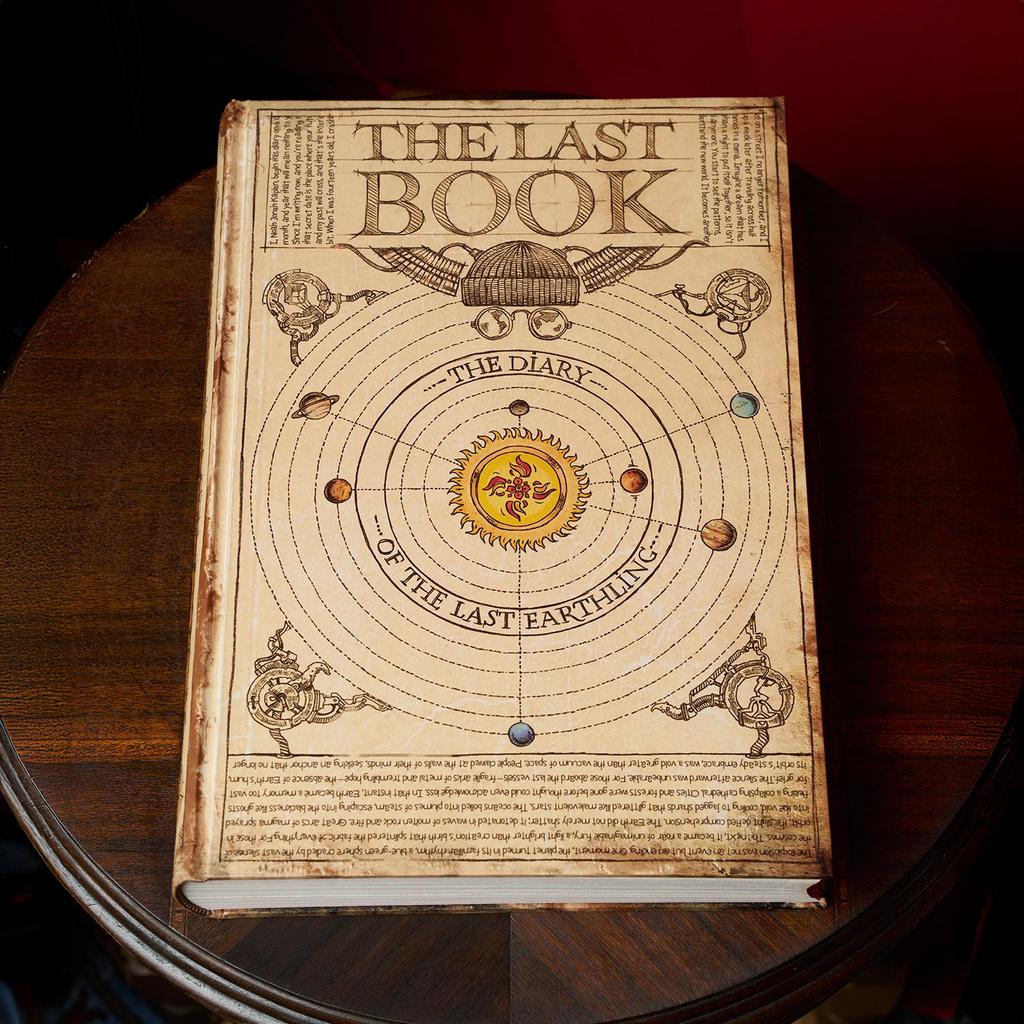 The Last Book. The Diary of the Last Earthling - The Ultimate Collection of Cultural Artifacts - Diary & Encyclopedia with 380 Pages