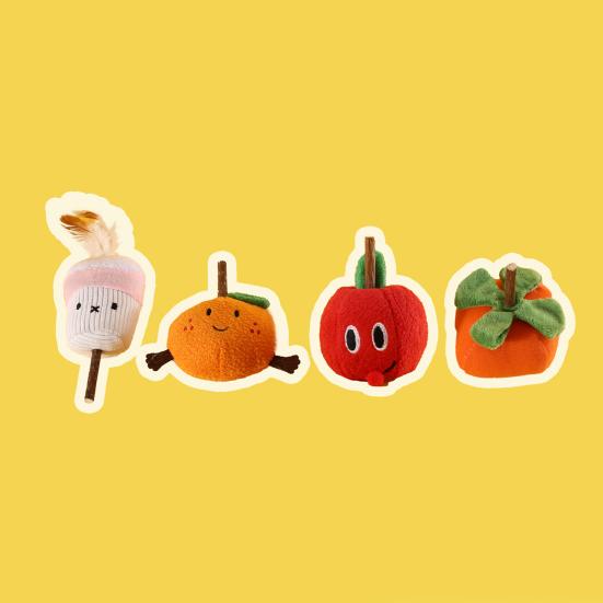 Interactive Cat Toys with Catnip Teeth Cleaning Cute Fruit Shape Bite Resistant Relieve Boredom Soft Plush Cat Toys