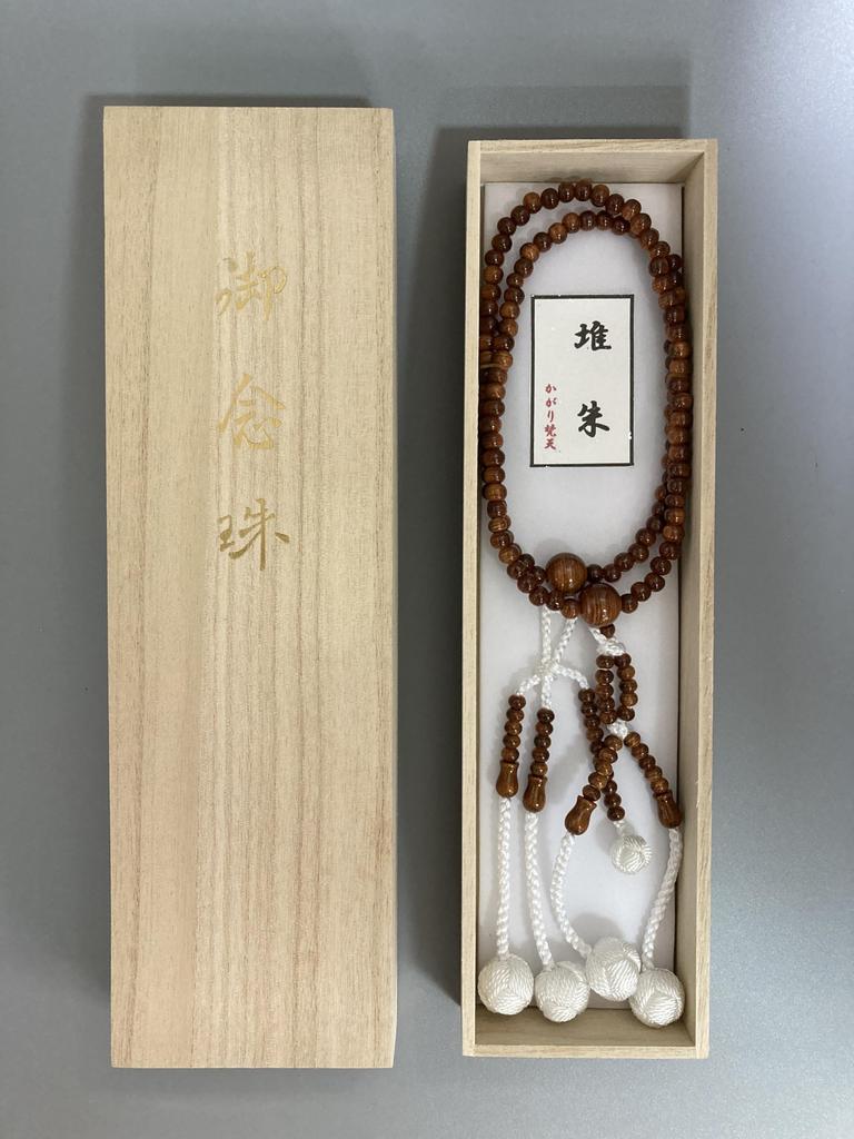 Soka Gakkai Buddhist Prayer Beads (Nenju) Wooden 8-inch (approx. 10cm) In Paulownia Wood Box (Crimson 8-inch Brass Brass)