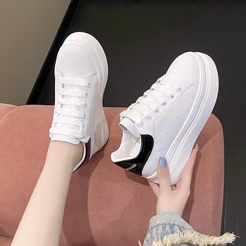 2025 Spring and Autumn New Popular Fashion Little White Shoes Women's Versatile Small Inner Height Increase 7cm Sports and Leisure Board Shoes