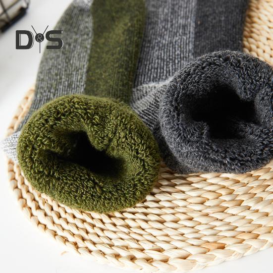 1 pár unisexových zimných ponožiek Stredotrubkové vlnené ponožky na turistiku Športové pranie v práčke Odvádzajúce vlhkosť udržujú v teple Protišmykové každodenné pančuchy