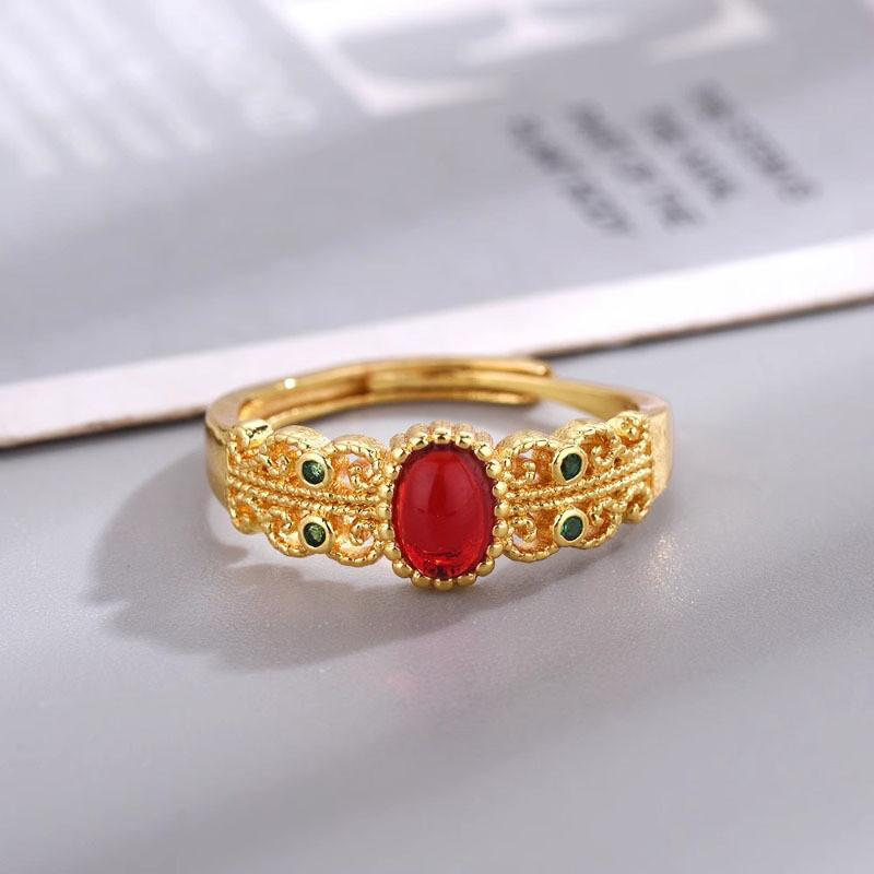

Classy Retro-inspired Red Agate Ring For Women With Unique Geometric Elements