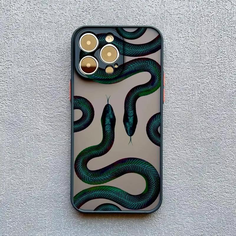 Luxurious Black Gold Snake Phone Case For iPhone 16 15 14 13 12 11 Pro Max XS SE 7 8 Plus Unique Dragon Shockproof Back Cover
