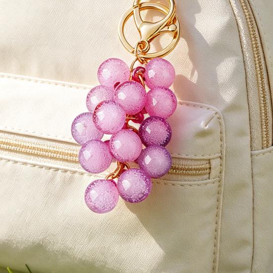 Keychain Pendant Transparent Grape Shape Acrylic Key Chain with with Lobster Clasp Easy To Hang Key Holder Backpack Car Accessory
