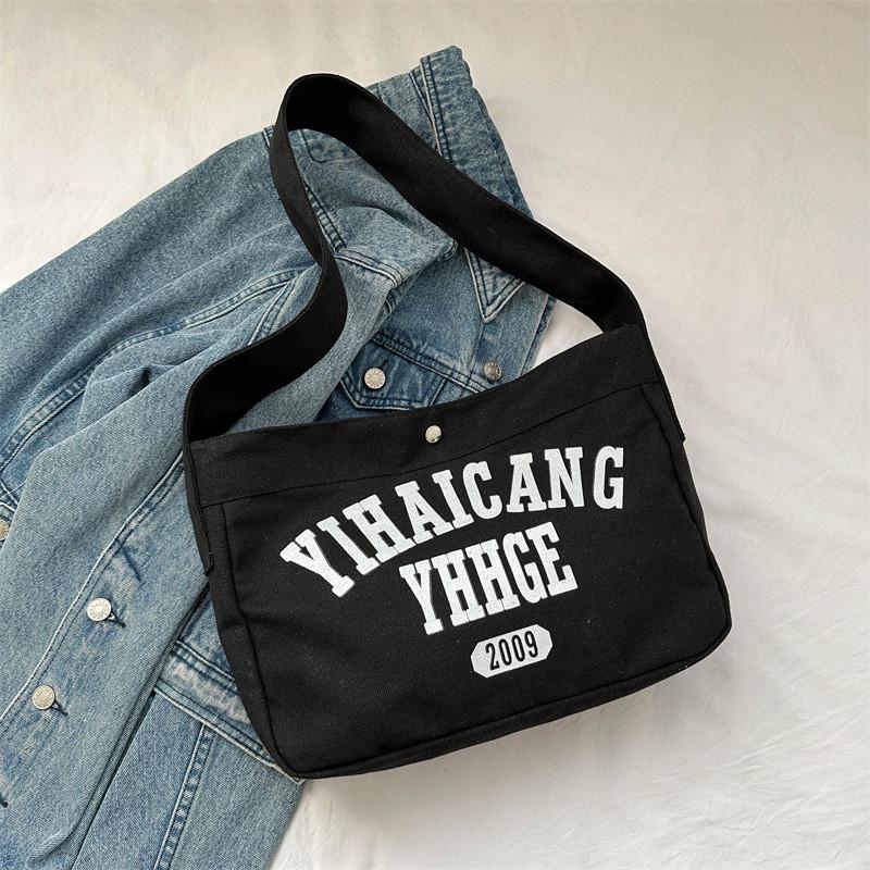 

Black And White Versatile Tote Bag For Everyday Use Trendy Minimalist Sling Style чёрный