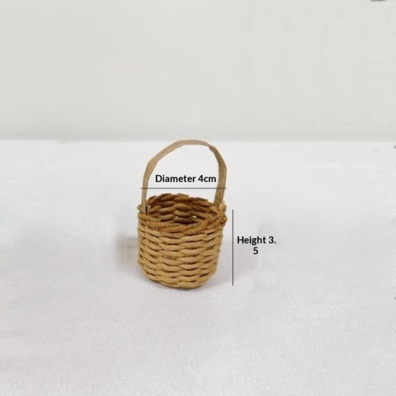 1Pcs Storage Basket Scene Props Dollhouse Mini Woven Flower Basket Carrying Basket Miniature Model Daily Necessities Decor