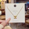 Korean 18K Gold Titanium Steel Women's Clavicle Necklace - Versatile, High-End, Non-Fading Temperament Choker.